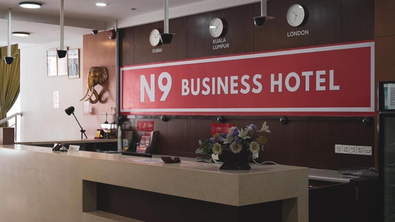 N9 Business Hotel Sdn Bhd Nilai Ngoại thất bức ảnh