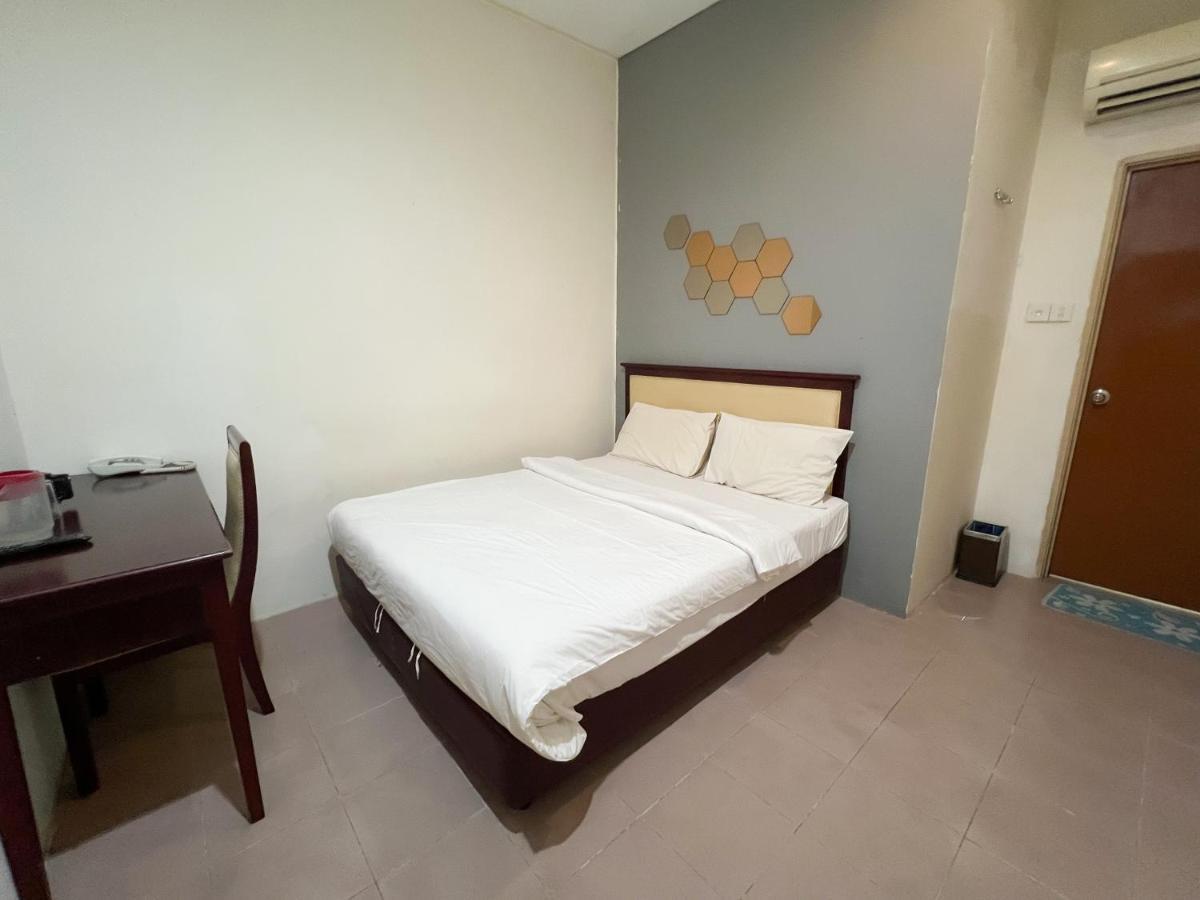 N9 Business Hotel Sdn Bhd Nilai Ngoại thất bức ảnh