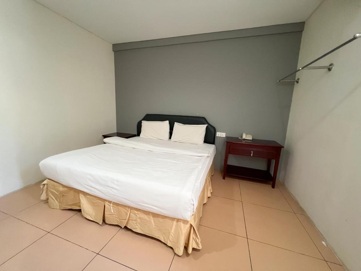 N9 Business Hotel Sdn Bhd Nilai Ngoại thất bức ảnh